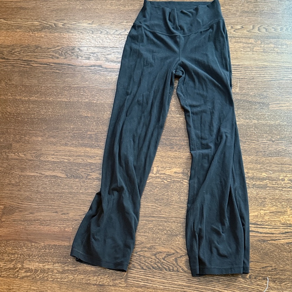 Aritzia Black Straight Leg Pants